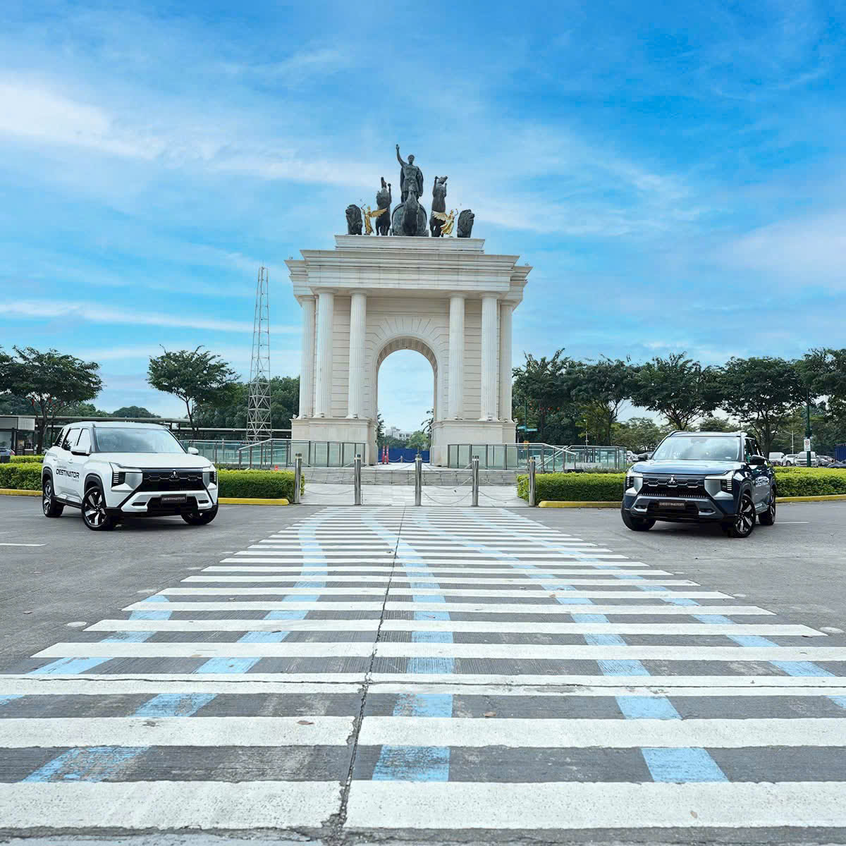 Mitsubishi Destinator