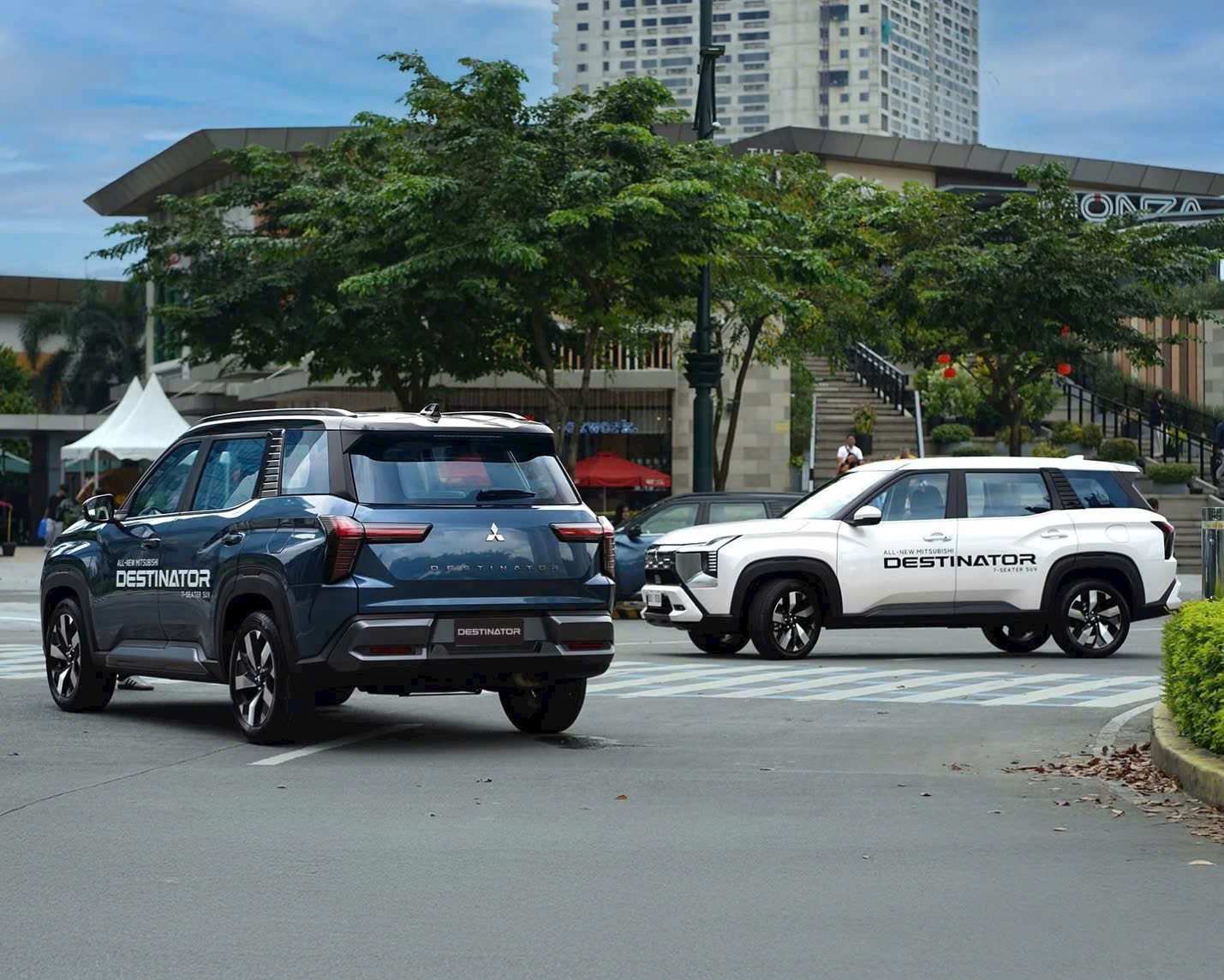 Mitsubishi Destinator